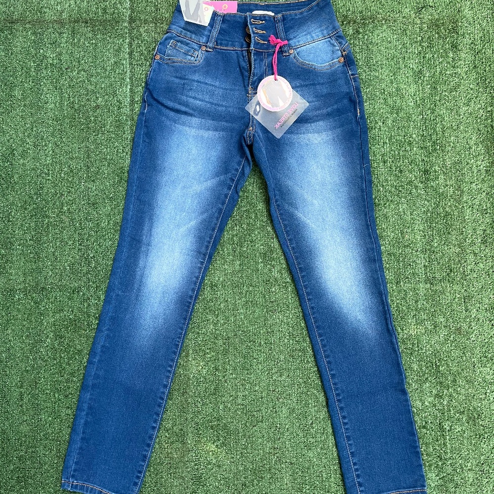 Women buttlifter jeans